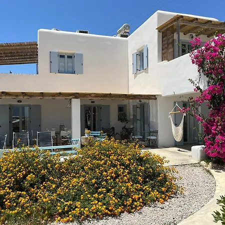 Theia - Selene: Charming Beachside In Koufonissi Apartment